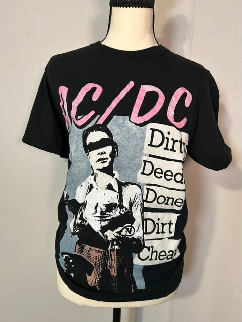AC/DC Dirty Deeds Done Dirt Cheap Graphic Band Tee Black Small Licensed 2019